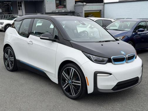 Capparis White w/BMW i Frozen Blue Accent 2021 BMW i3 120 Ah BEV