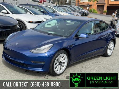 Deep Blue Metallic 2023 Tesla Model 3 Standard Range