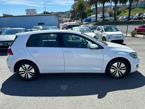 2019 Volkswagen e-Golf SEL Premium