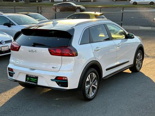 2022 Kia Niro EV S