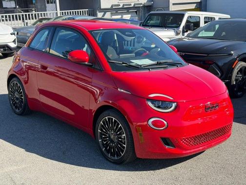 2024 FIAT 500e INSPI(RED) FWD