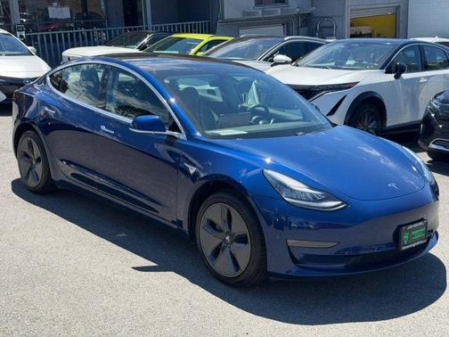 Deep Blue Metallic 2019 Tesla Model 3 Standard Range Plus