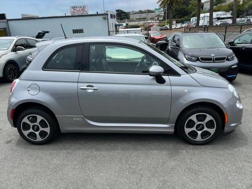 2018 FIAT 500e Battery Electric