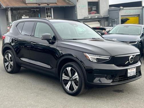2023 Volvo XC40 Recharge Pure Electric Twin Core