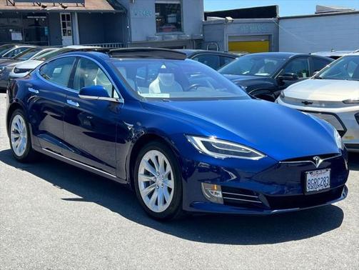 2018 Tesla Model S 75D
