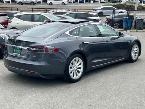 2016 Tesla Model S 70D