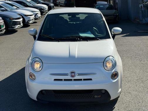 2019 FIAT 500e Battery Electric