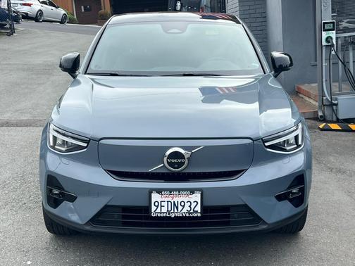 2023 Volvo C40 Recharge Pure Electric Twin eAWD Ultimate