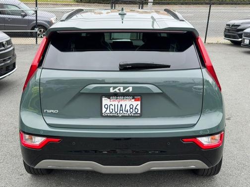 Cityscape Green 2023 Kia Niro EV Wind