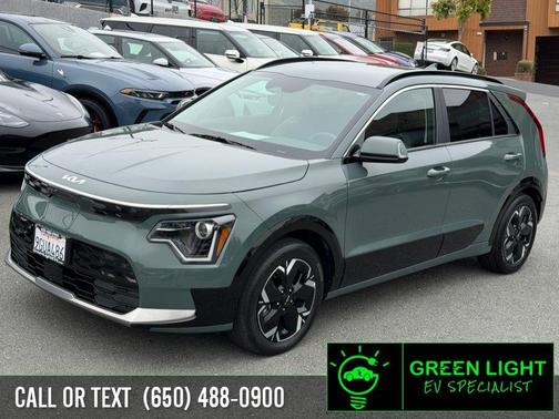 Cityscape Green 2023 Kia Niro EV Wind