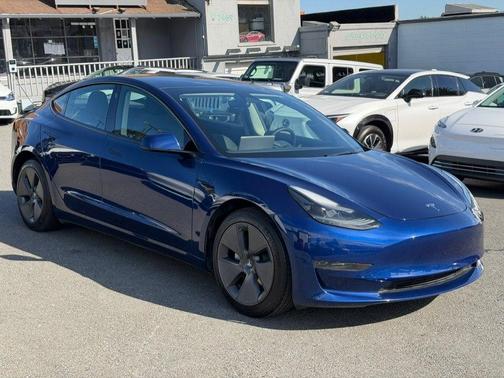 Deep Blue Metallic 2023 Tesla Model 3 Standard Range