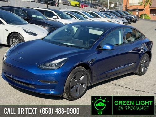 Deep Blue Metallic 2023 Tesla Model 3 Standard Range