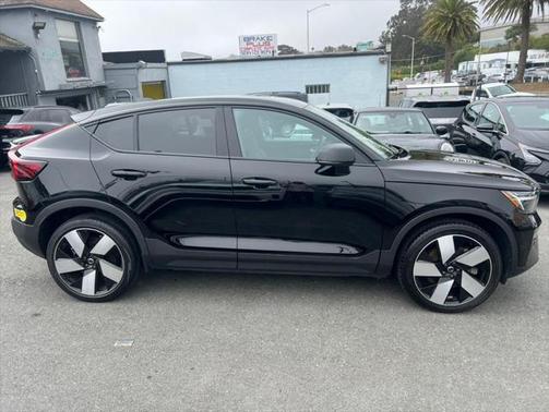 2022 Volvo C40 Recharge Pure Electric P8 Ultimate