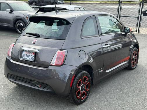 2018 FIAT 500e Battery Electric
