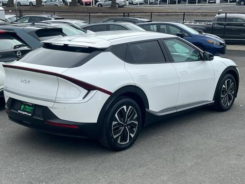 2024 Kia EV6 Light Long Range