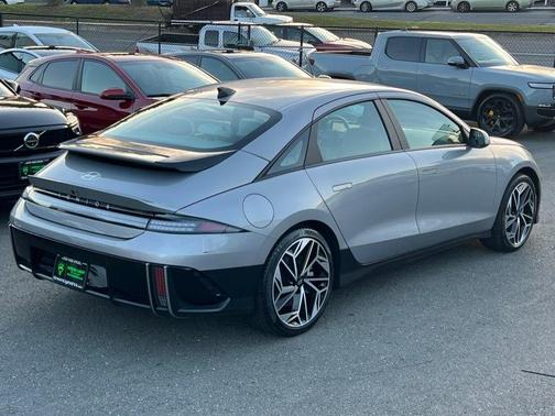 2023 Hyundai IONIQ 6 SEL