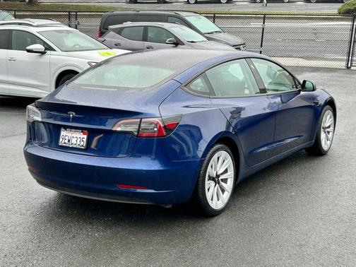 2022 Tesla Model 3 Standard Range