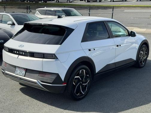 2023 Hyundai IONIQ 5 SEL