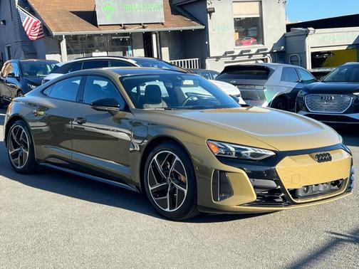 2023 Audi RS e-tron GT quattro