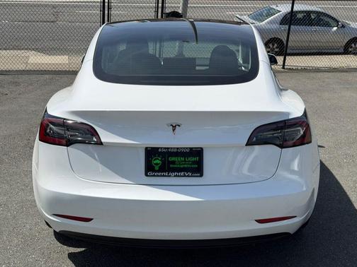 2023 Tesla Model 3 Standard Range