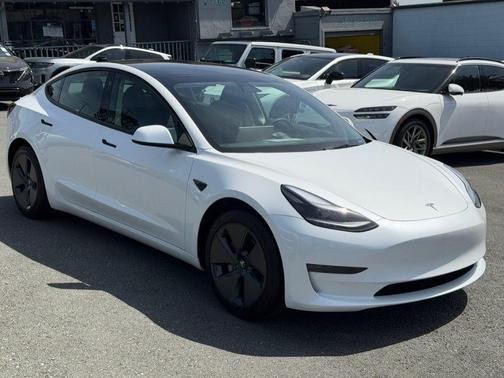 2023 Tesla Model 3 Standard Range