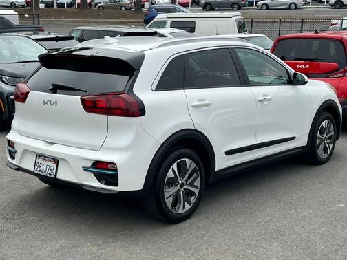 2022 Kia Niro EV S