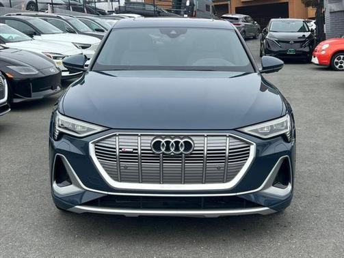 2020 Audi e-tron Sportback Prestige