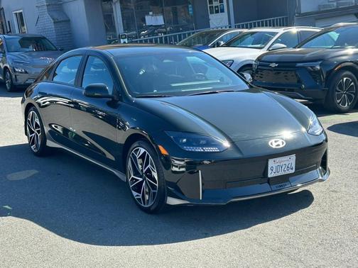 2023 Hyundai IONIQ 6 SEL