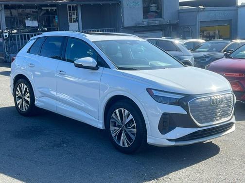 2023 Audi Q4 e-tron Premium Plus 40 RWD