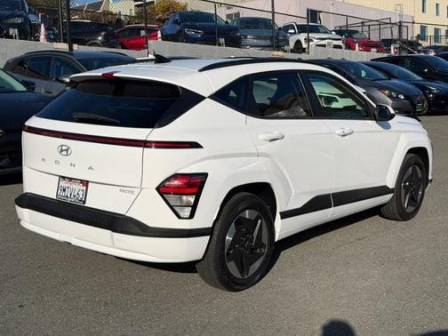 2024 Hyundai KONA EV SEL