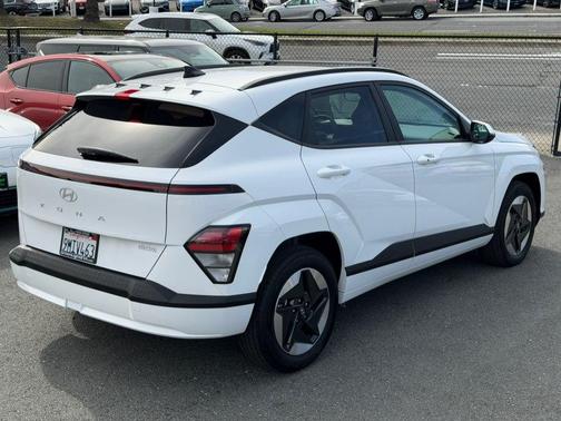 2024 Hyundai KONA EV SEL