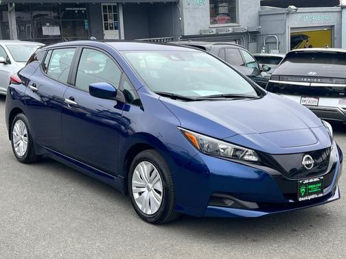 2025 Nissan Leaf S