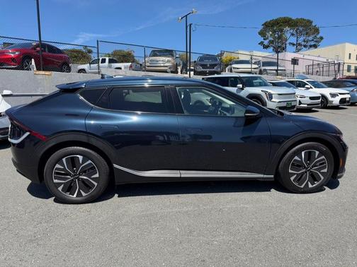 Gravity Blue 2024 Kia EV6 Light Long Range