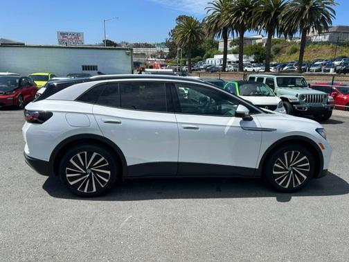 Opal White w/Black Roof 2023 Volkswagen ID.4 Pro S Plus RWD