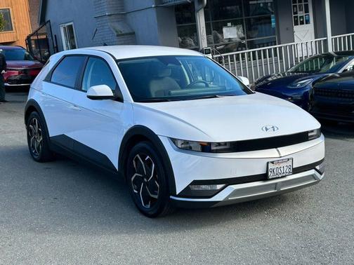 2024 Hyundai IONIQ 5 SEL