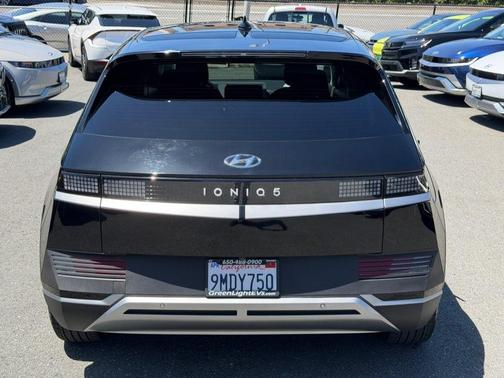 Abyss Black 2024 Hyundai IONIQ 5 SE