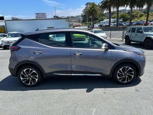 Gray Ghost Metallic 2023 Chevrolet Bolt EUV FWD Premier