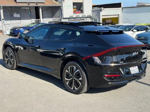 Aurora Black Pearl 2023 Kia EV6 GT-Line