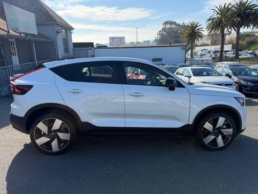 2023 Volvo C40 Recharge Pure Electric Twin Ultimate