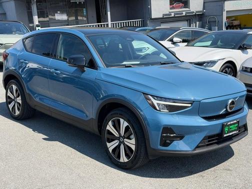 Fjord Blue Metallic 2023 Volvo C40 Recharge Pure Electric Twin Core