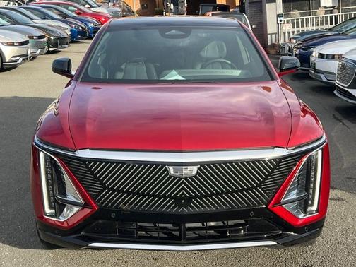 2024 Cadillac LYRIQ Luxury