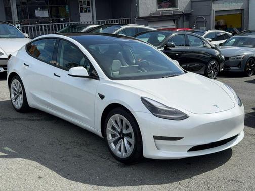 2022 Tesla Model 3 Long Range