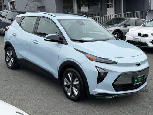 Ice Blue Metallic 2023 Chevrolet Bolt EUV FWD LT