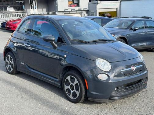 2018 FIAT 500e Battery Electric