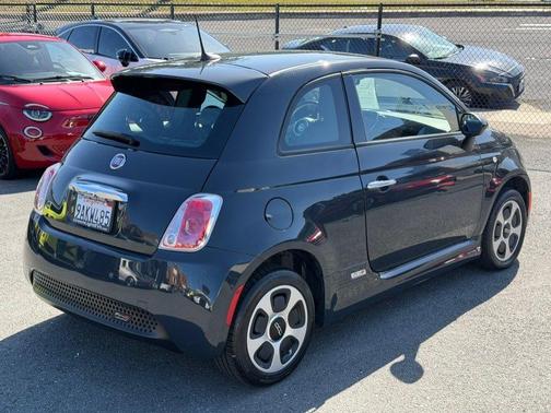 2018 FIAT 500e Battery Electric