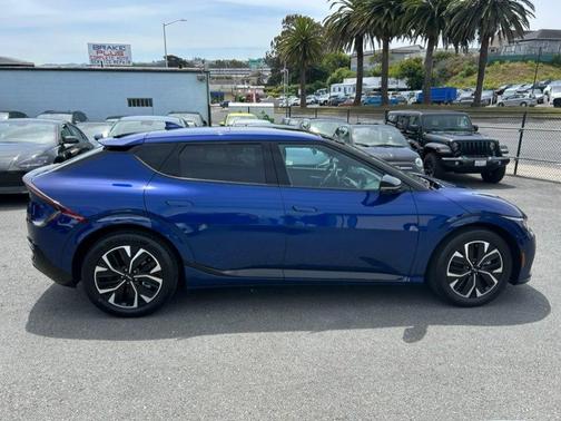 Yacht Blue 2024 Kia EV6 GT-Line