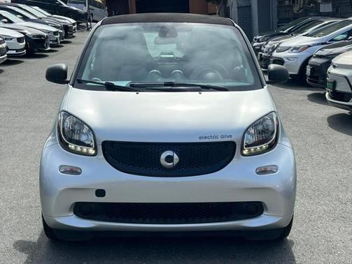 2018 smart ForTwo Electric Drive passion