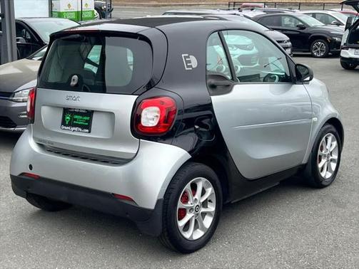 2018 smart ForTwo Electric Drive passion