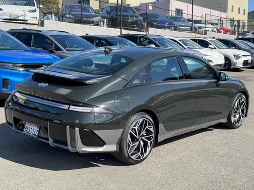 2023 Hyundai IONIQ 6 Limited