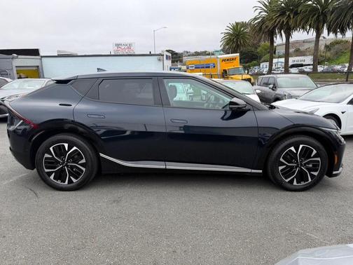2023 Kia EV6 Wind
